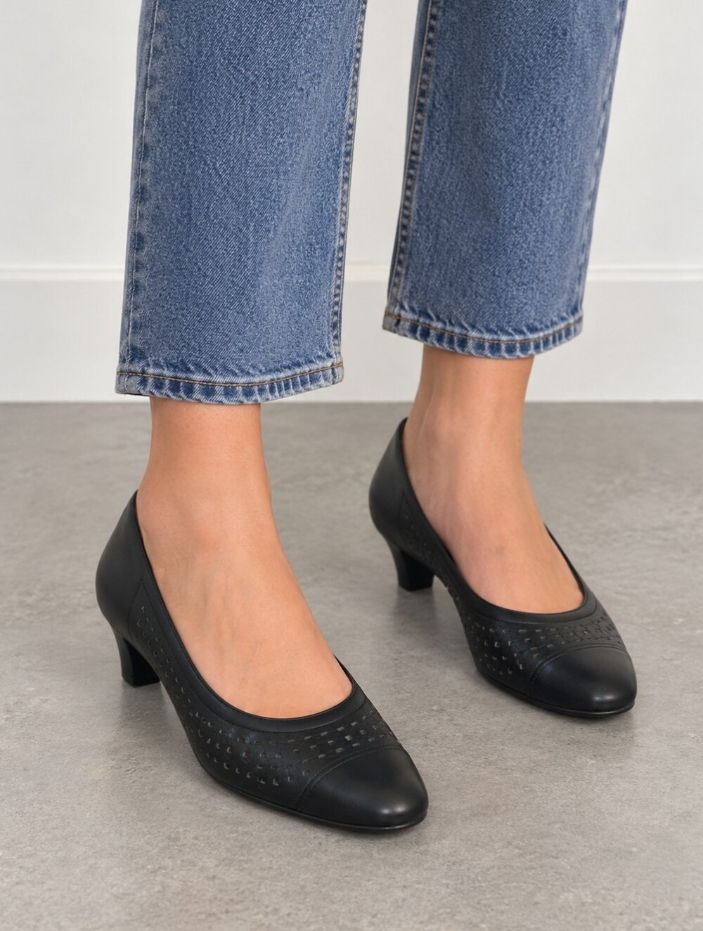 Pumps - Picture 8 of 8